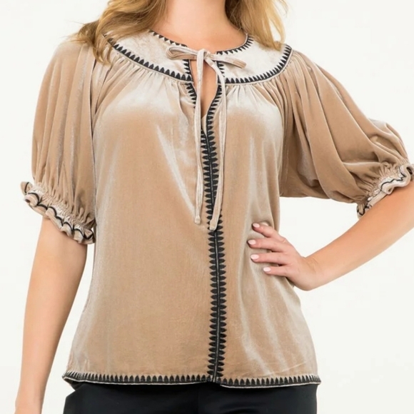 THML Nina Embroidered Velvet Tie Top - Picture 2 of 11